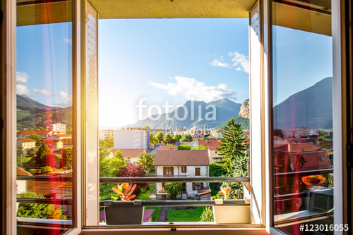 WIDOK PRZEZ OKNO/DRZWI_51